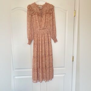 Dress forum Maxi floral pink dress size small